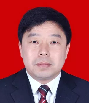 廣西賀州旺高工業區黨工委副書記、管委主任鄒雪群