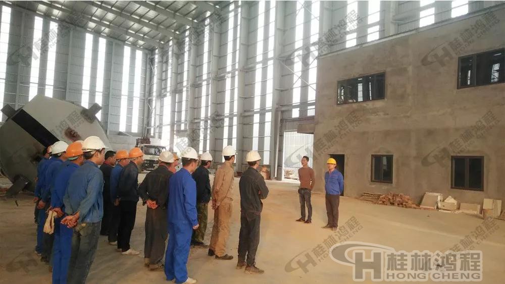 桂林鴻程001號(hào)磨粉機(jī)生產(chǎn)線EPC項(xiàng)目總包超細(xì)立磨 桂林鴻程001號(hào)磨粉機(jī)生產(chǎn)線EPC項(xiàng)目總包超細(xì)立磨